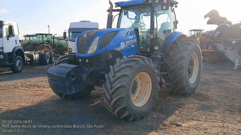 NEW HOLLAND T7 240