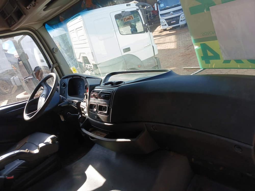 Mercedes-Benz Axor 3344 S (6X4)