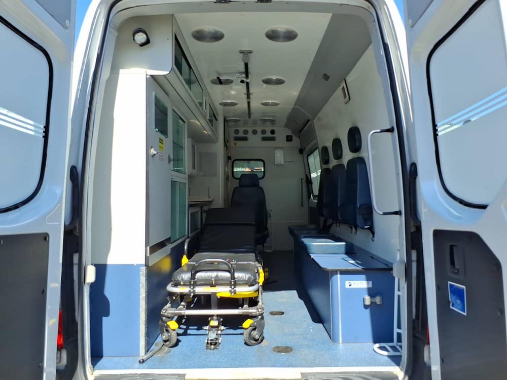 MERCEDES-BENZ 416 ALLT AMBULANCIA