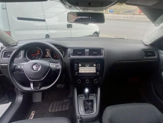 Volkswagen Jetta 2.0 Comfortline Tiptronic (Flex)