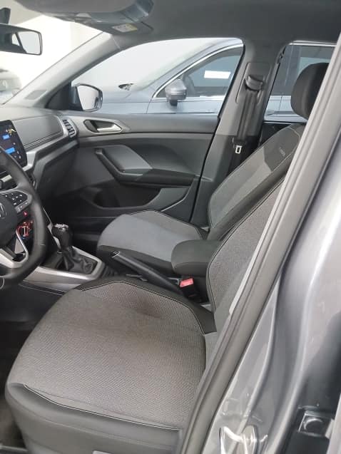 Volkswagen T-CROSS 1.0 200 TSI TOTAL FLEX AUTOMÁTICO