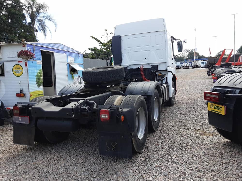 VOLKSWAGEN 25.420 CTC 6X2