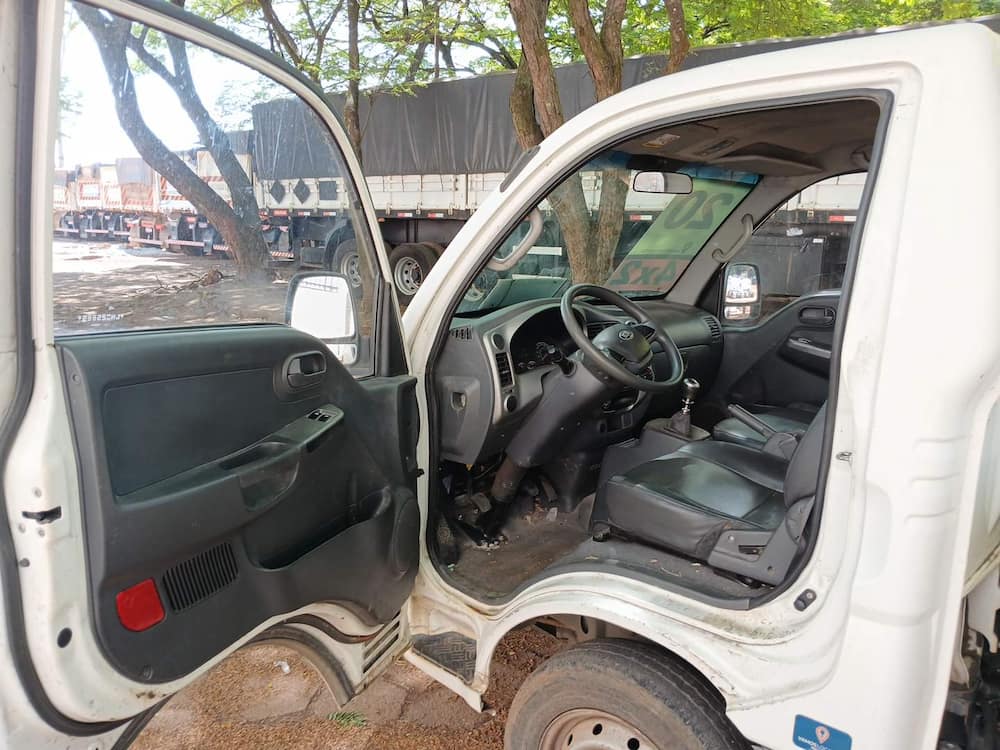 Kia Bongo K-2500 STD 4x2 RS (cab. simples)