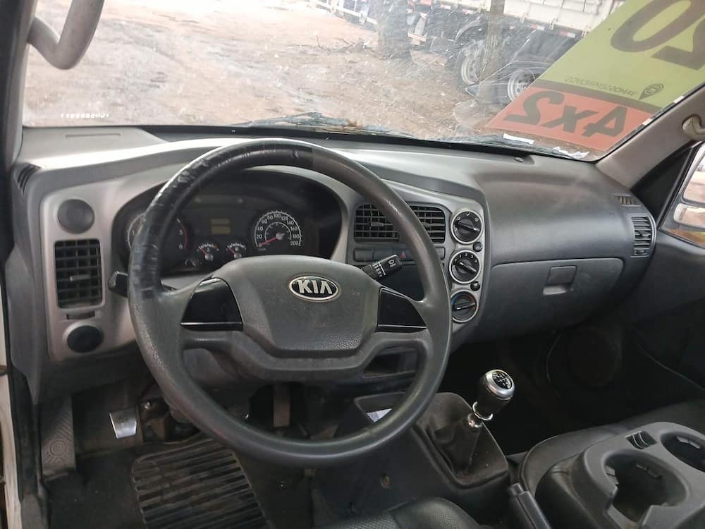 Kia Bongo K-2500 STD 4x2 RS (cab. simples)