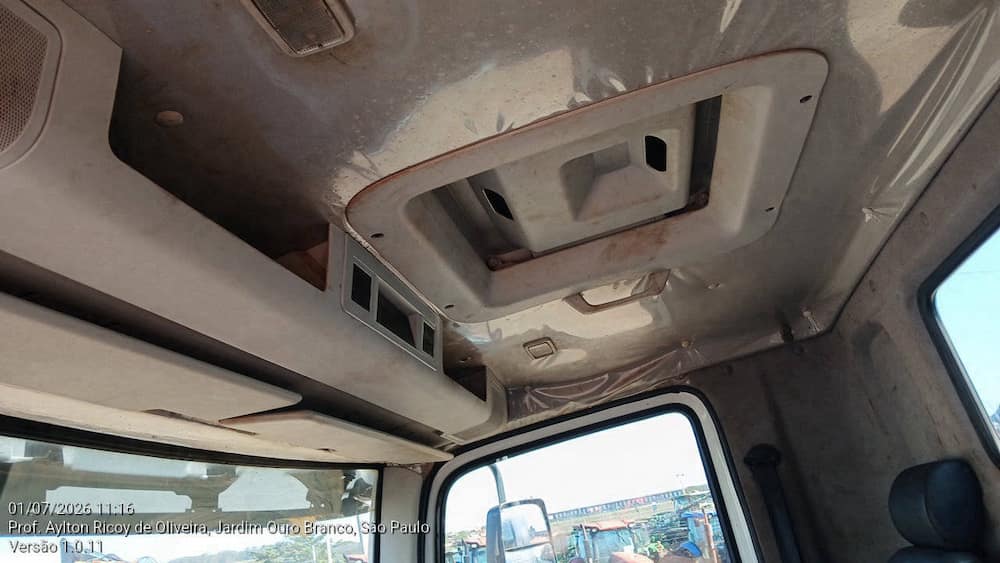 VOLKSWAGEN 26.280 CRM 6X4