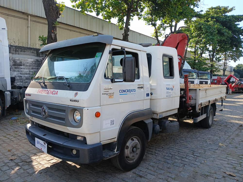 VOLKSWAGEN 10-160 E DELIVERY 2P DIESEL E5