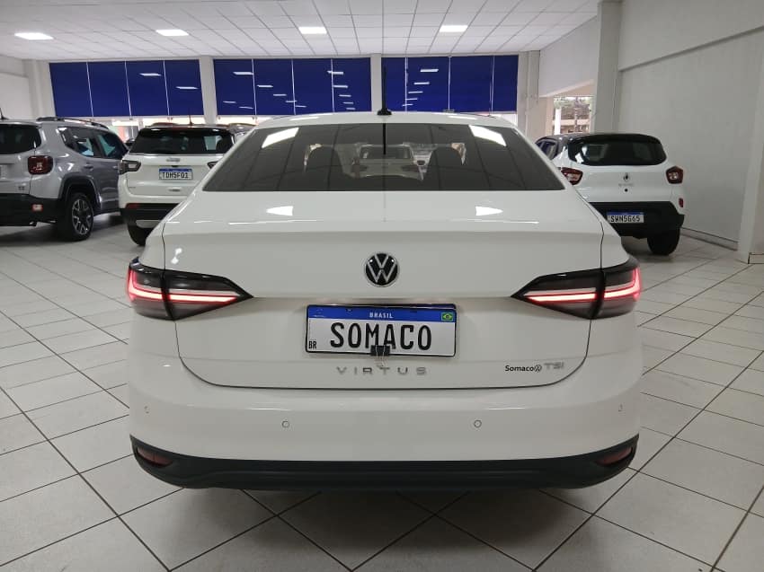 Volkswagen VIRTUS 1.0 170 TSI MANUAL