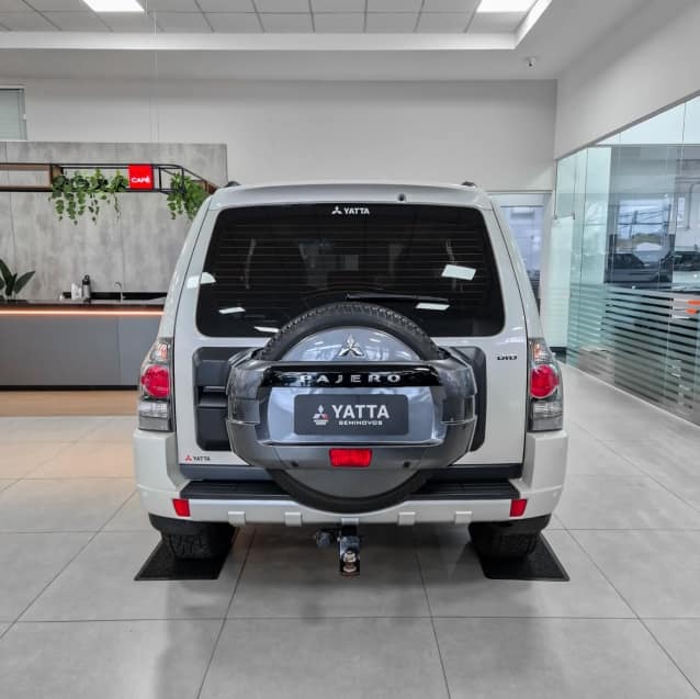 Mitsubishi PAJERO FULL 3.2 HPE 4X4 16V TURBO INTERCOOLER DIESEL 2P AUTOMÁTICO 2017/2018