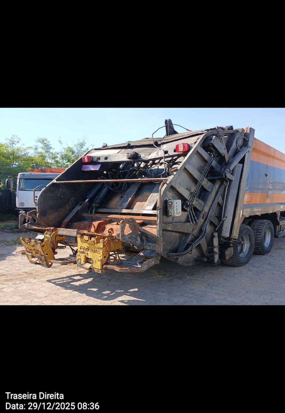 Volkswagen 24-260 E Constel. 6x2 2p (diesel)(E5)