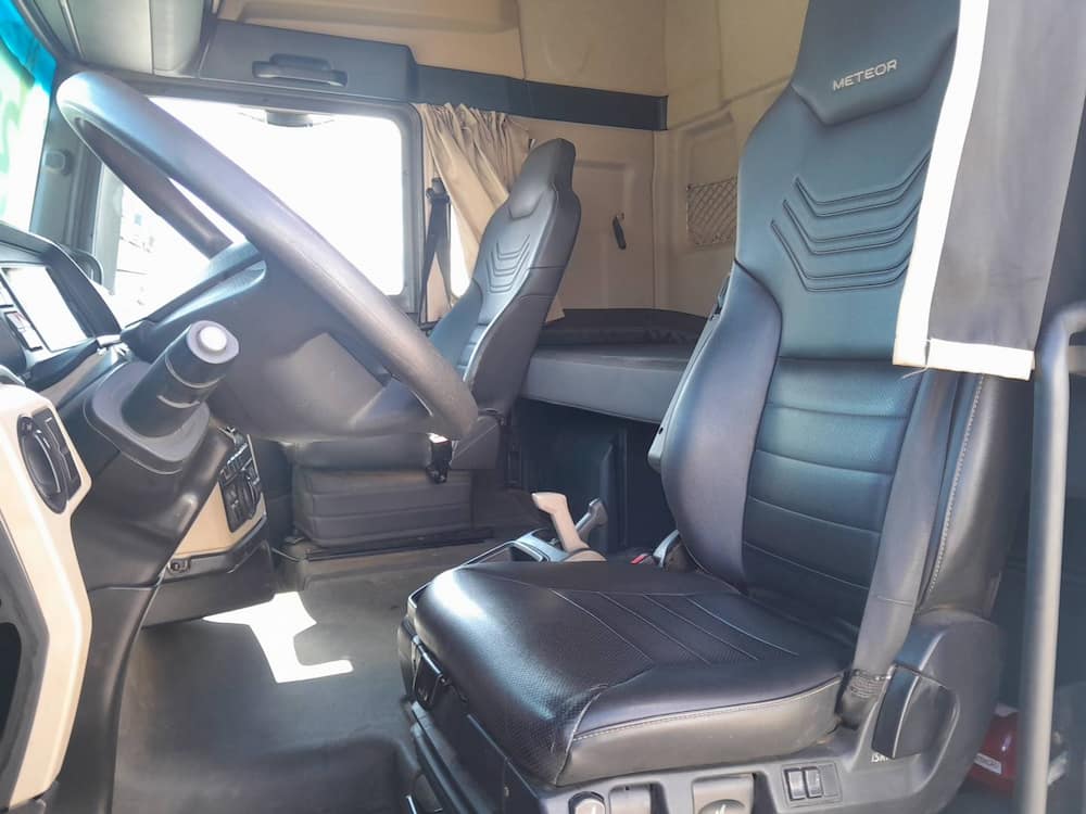 Volkswagen Meteor 29.520 6x4 2p (diesel)(E5)