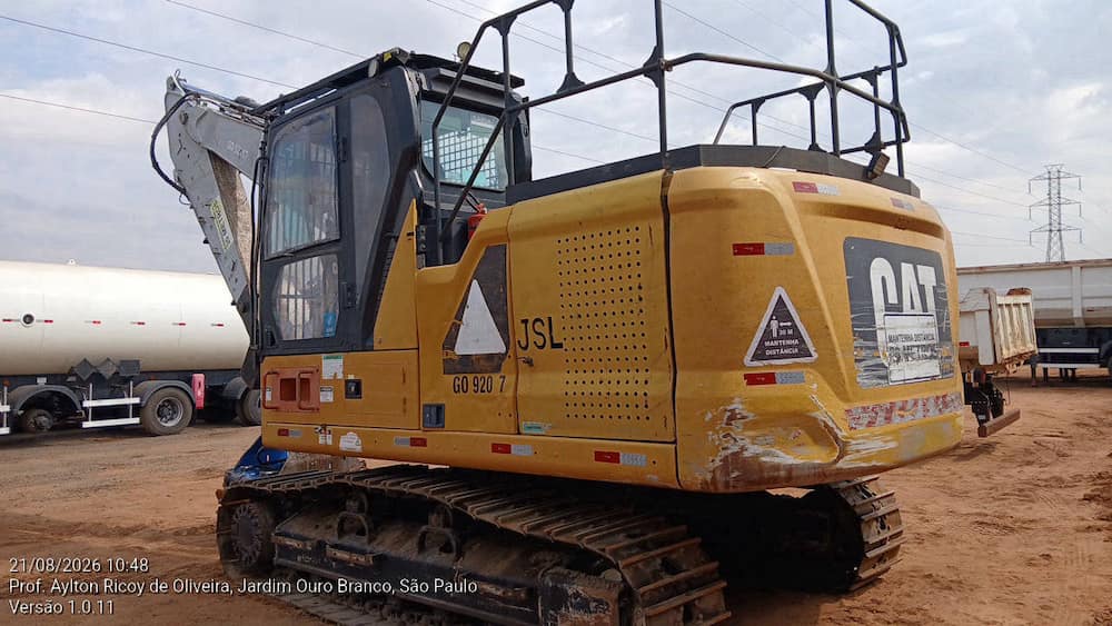 CATERPILLAR 320GC