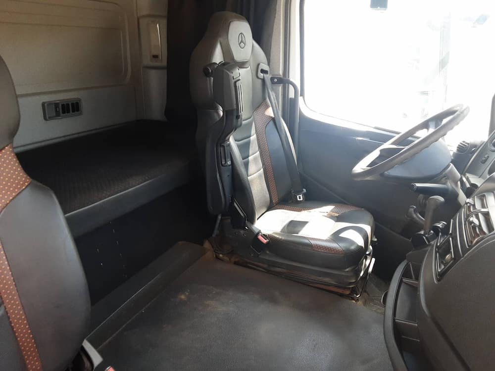 Mercedes-Benz Axor 3344 S (6X4)