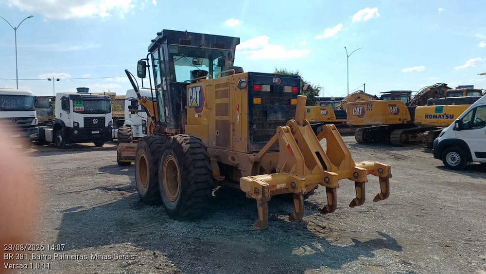 CATERPILLAR MOTONIVELADORA 140K