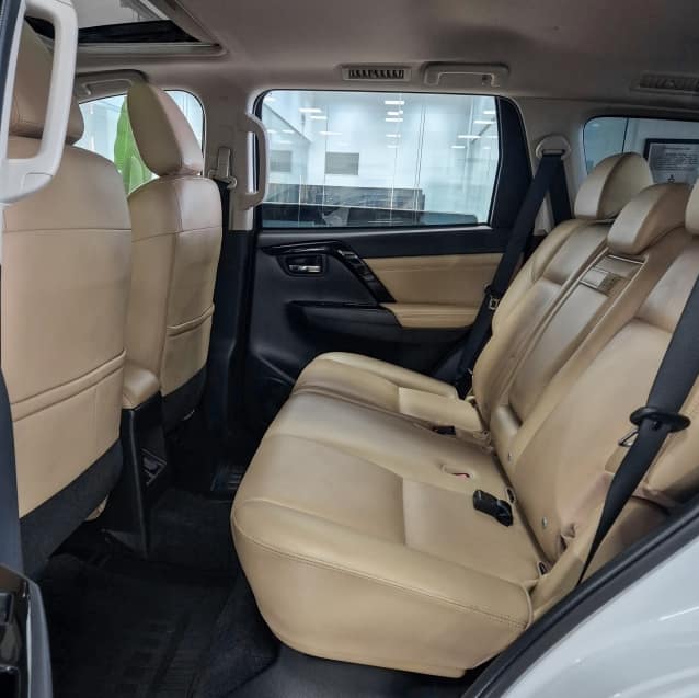 Mitsubishi PAJERO SPORT 2.4 16V MIVEC TURBO DIESEL LEGEND AWD AUTOMÁTICO 2024/2025