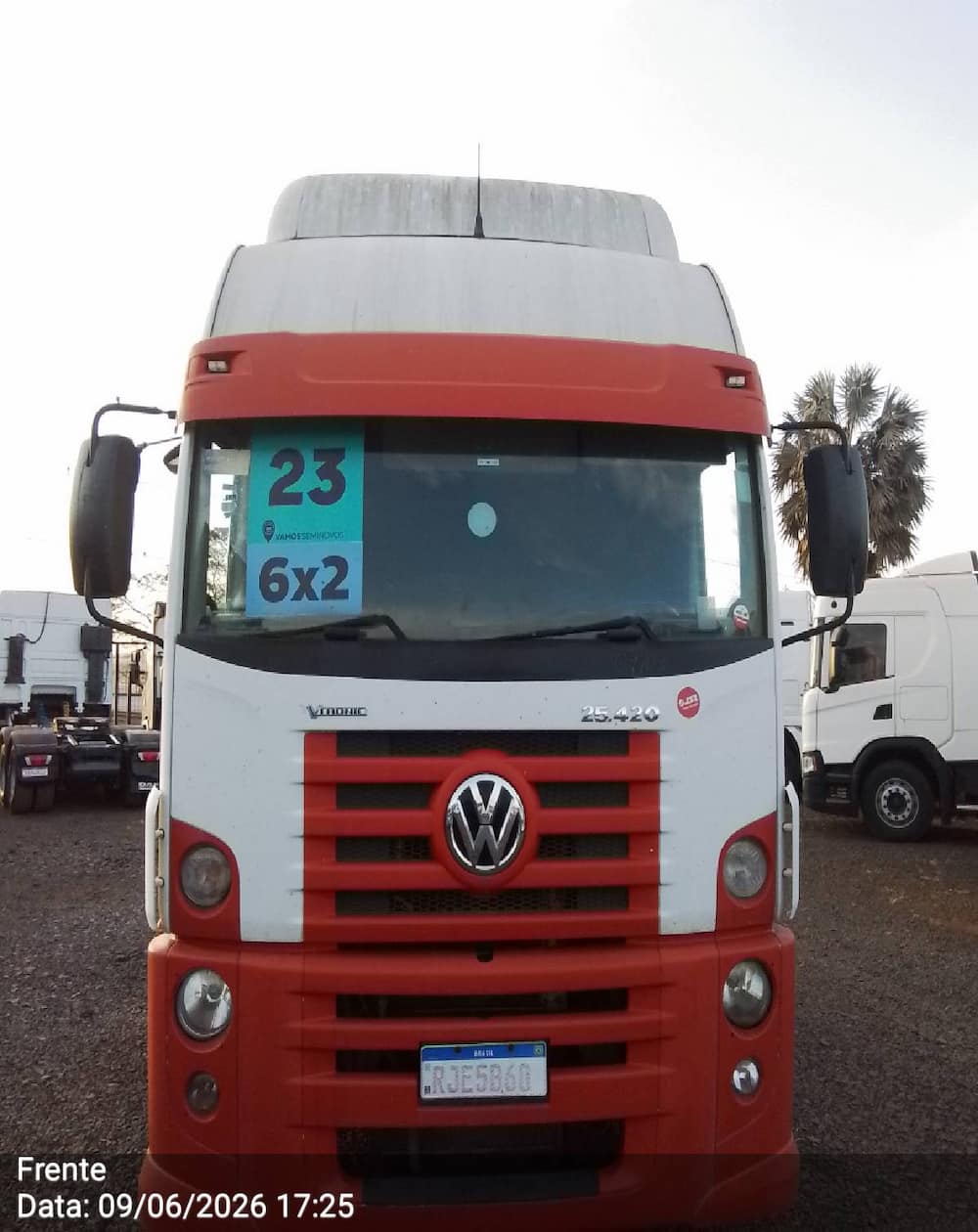 VOLKSWAGEN 25.420 CTC 6X2