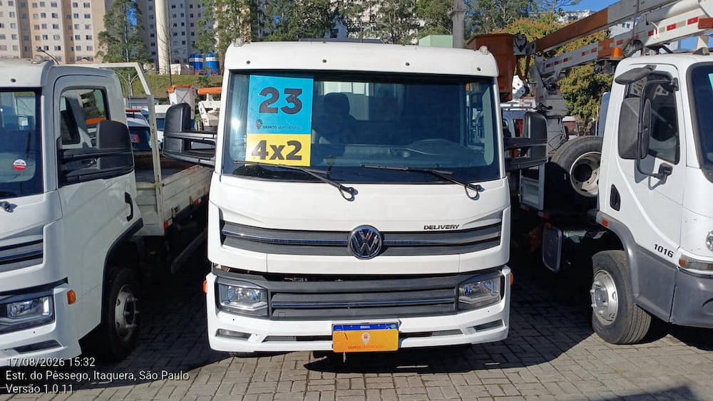 VOLKSWAGEN 11-180 DELIVERY 2P DIESEL E5