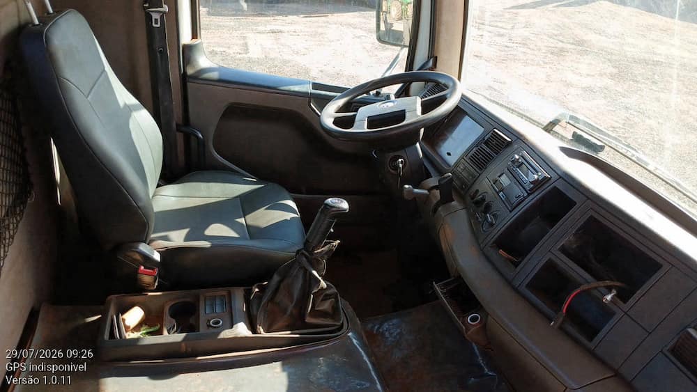 VOLKSWAGEN 26.280 CRM 6X4