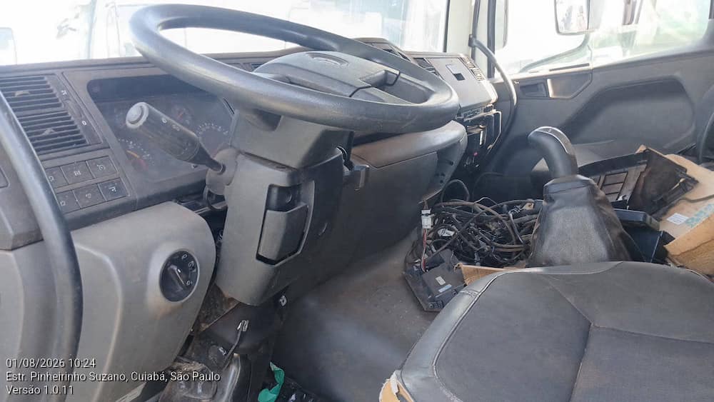 VOLKSWAGEN 25.420 CTC 6X2