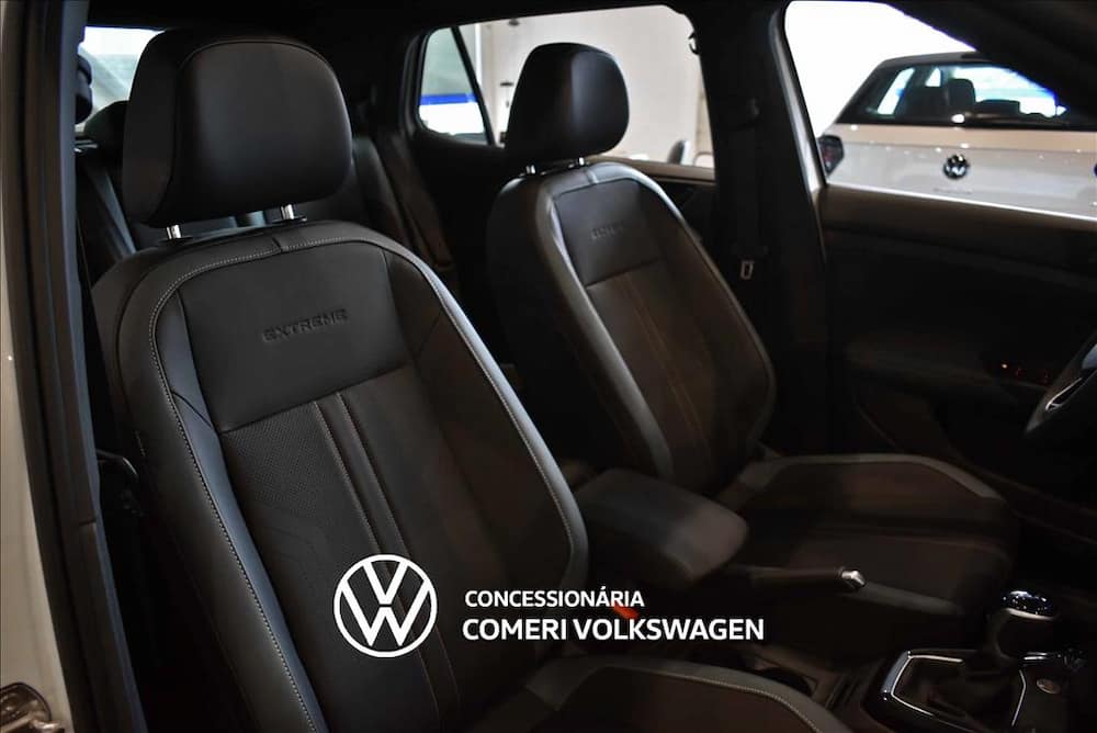 2027 VOLKSWAGEN T-CROSS 1.4 250 TSI TOTAL FLEX EXTREME AUTOMÁTICO