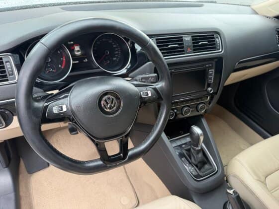 Volkswagen Jetta 2.0 TSI Highline DSG