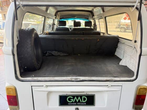 Volkswagen Kombi Standard 1.6