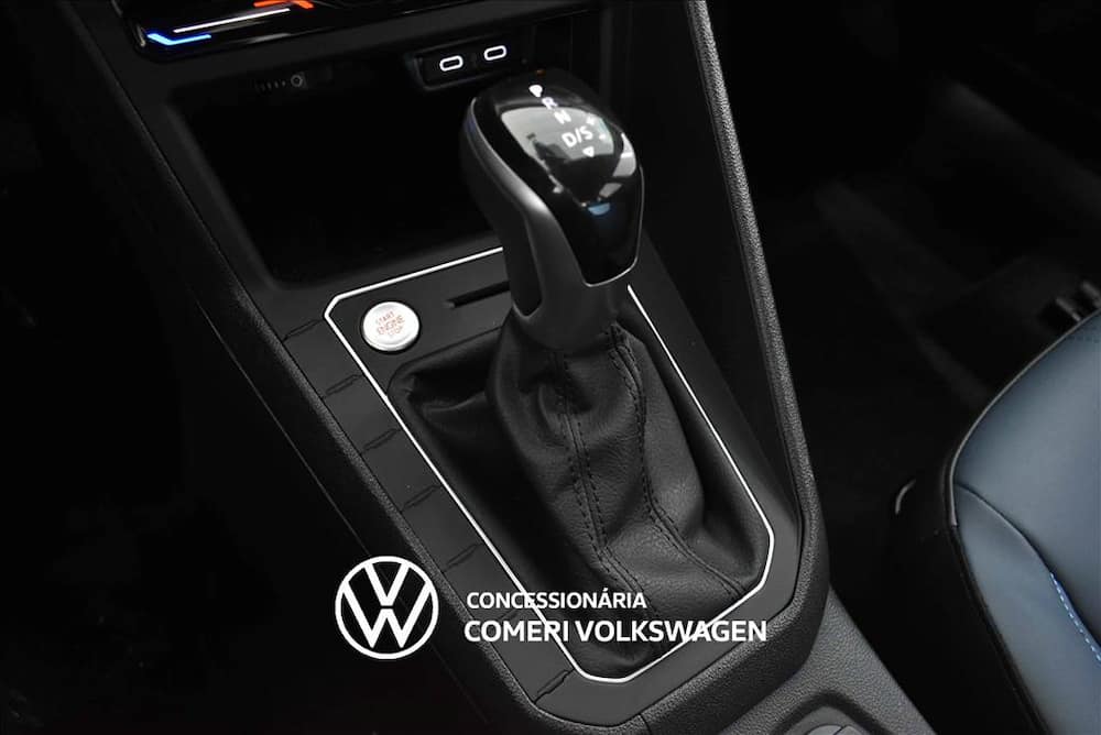2027 VOLKSWAGEN NIVUS 1.0 200 TSI TOTAL FLEX HIGHLINE AUTOMÁTICO
