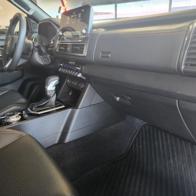 Mitsubishi TRITON 2.4 BITURBO DIESEL CD KATANA 4X4 AUTOMÁTICO 2025/2026