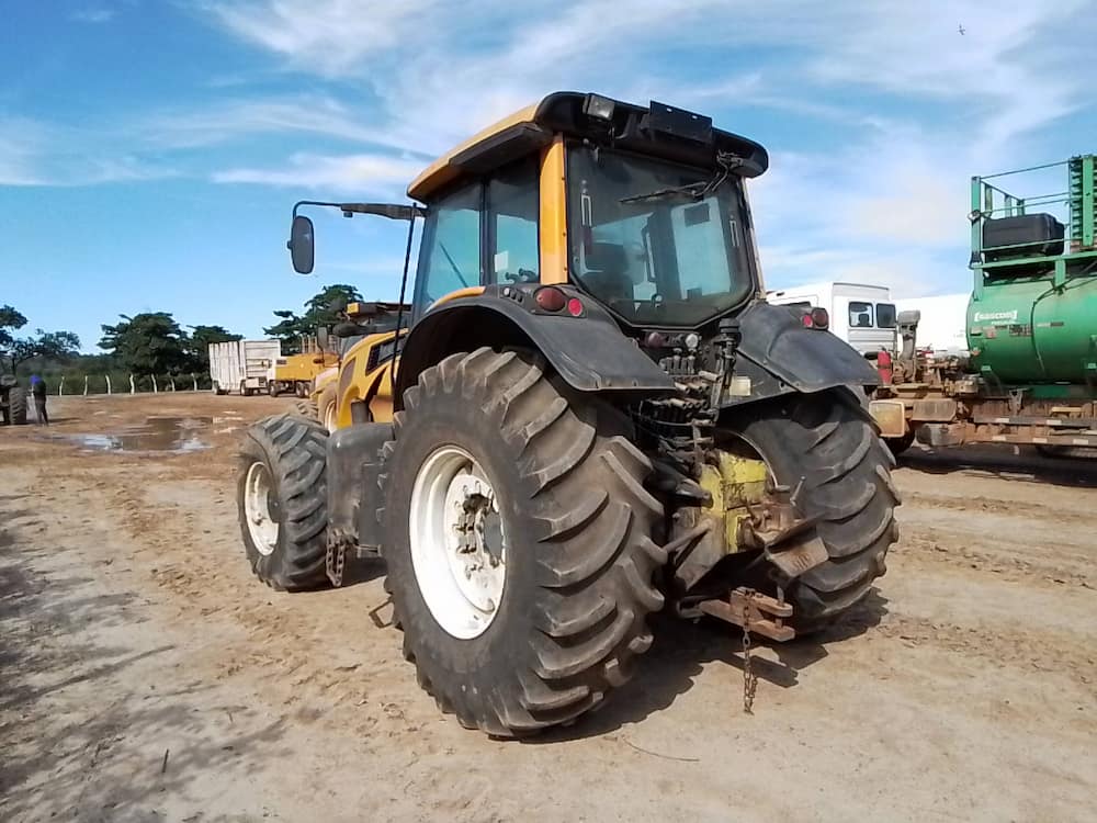 VALTRA BH 210I HIFLOW