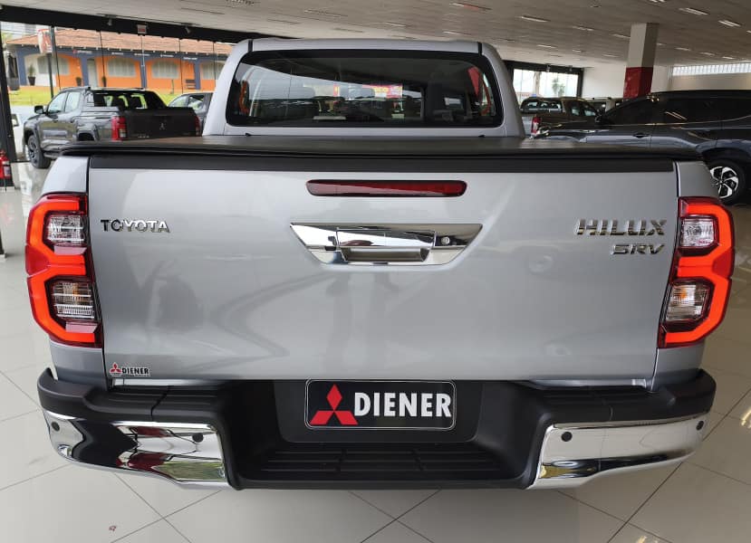 Toyota HILUX CD SRV 2.0 4X4 DIESEL AUT 2025