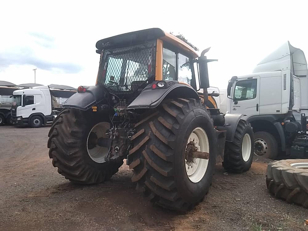 VALTRA BH 224 HiTECH