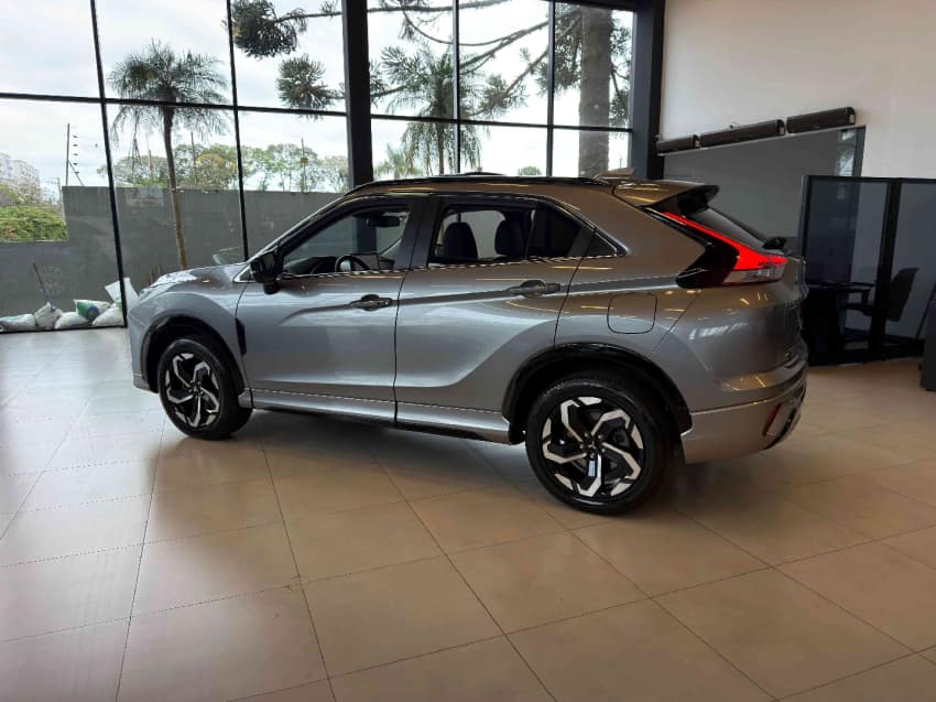 Mitsubishi ECLIPSE CROSS 1.5 MIVEC TURBO GASOLINA HPE-S CVT 2025/2026