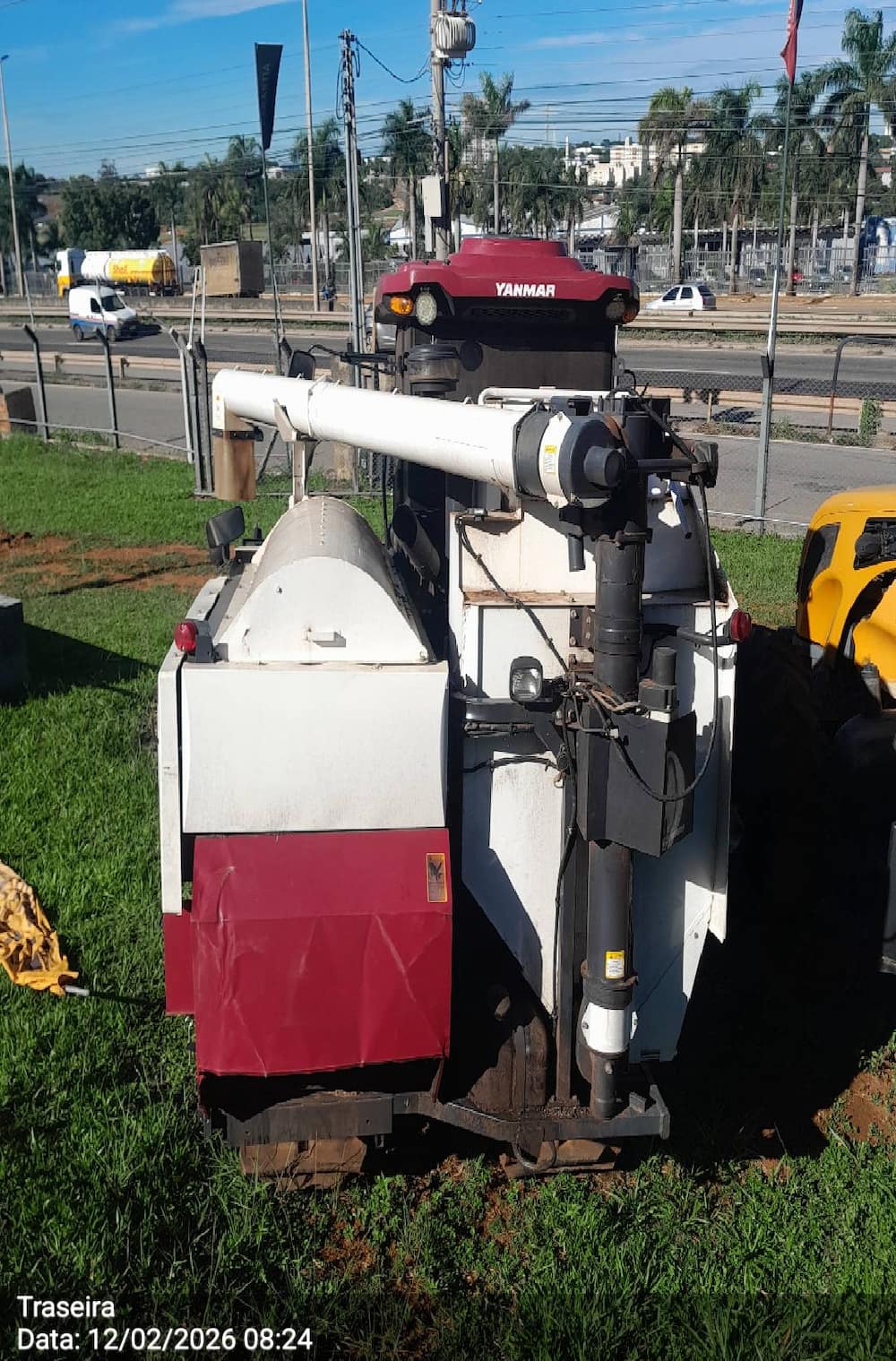YANMAR COLHETADEIRA YANMAR YH880