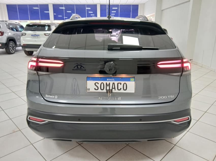 Volkswagen NIVUS 1.0 200 TSI TOTAL FLEX COMFORTLINE AUTOMÁTICO 2022/2023