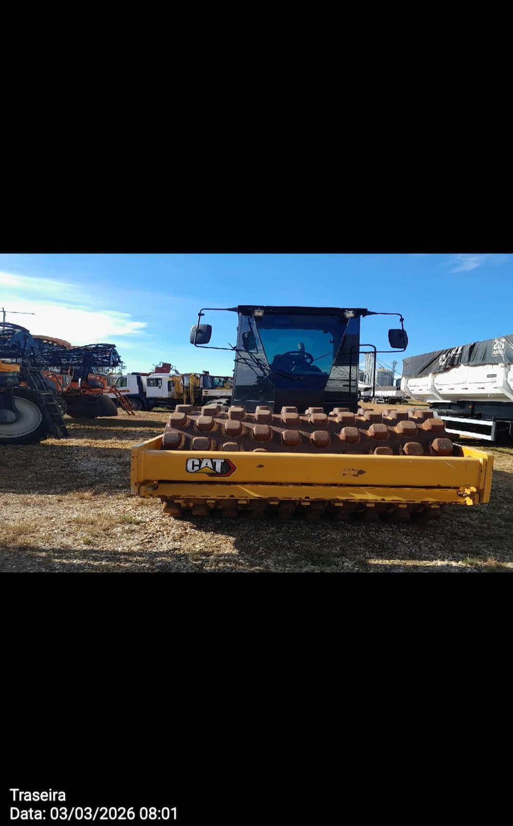 CATERPILLAR COMPACTADOR DE SOLO CSB54B