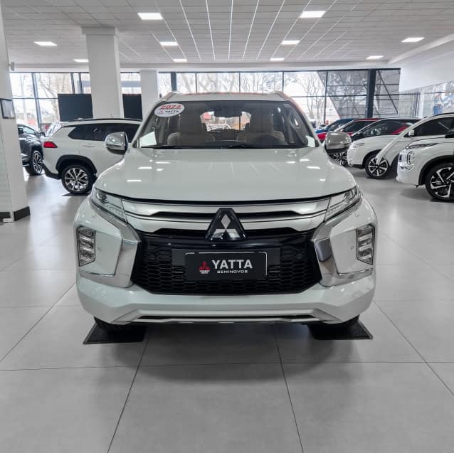 Mitsubishi PAJERO SPORT 2.4 16V MIVEC TURBO DIESEL HPE AWD AUTOMÁTICO 2023/2024