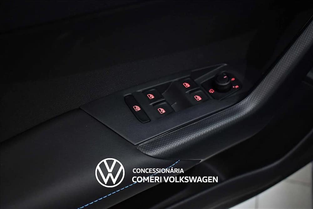 2027 VOLKSWAGEN NIVUS 1.0 200 TSI TOTAL FLEX HIGHLINE AUTOMÁTICO