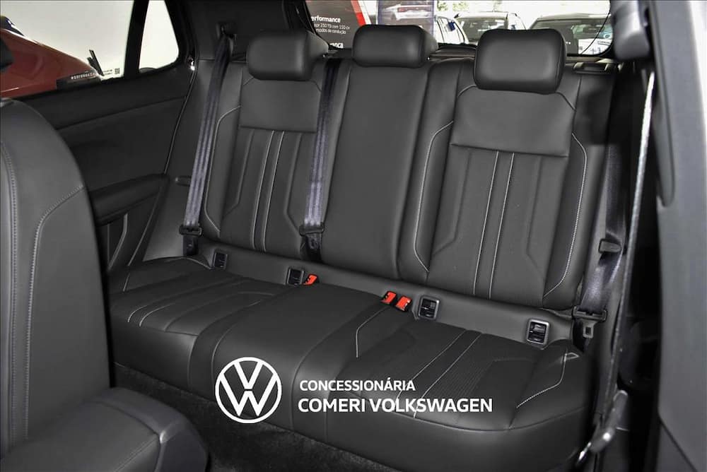 2027 VOLKSWAGEN T-CROSS 1.4 250 TSI TOTAL FLEX HIGHLINE AUTOMÁTICO