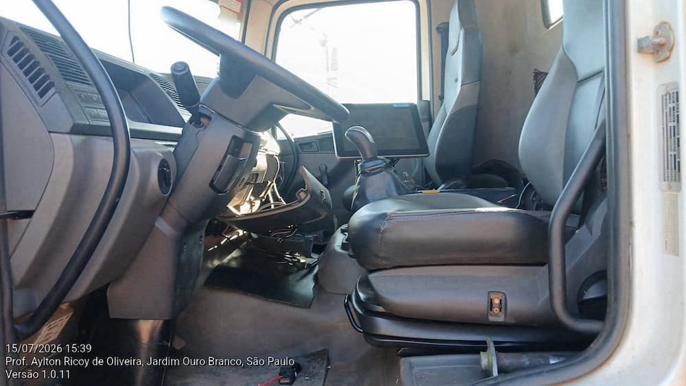 VOLKSWAGEN VW 31.280 AGRONOMOUS + TRANSBORDO ANTONIOSI ATA 22 T C/ KIT MUDA GPS TRIMBLE PNEUS CEAT 6X4