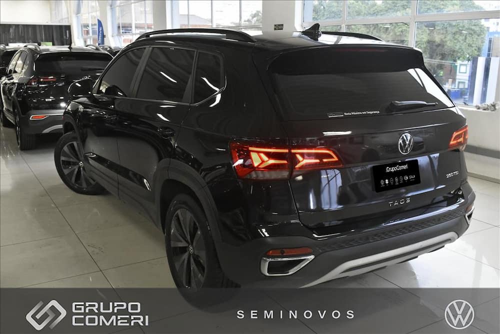 2024 VOLKSWAGEN TAOS 1.4 250 TSI TOTAL FLEX COMFORTLINE AUTOMÁTICO