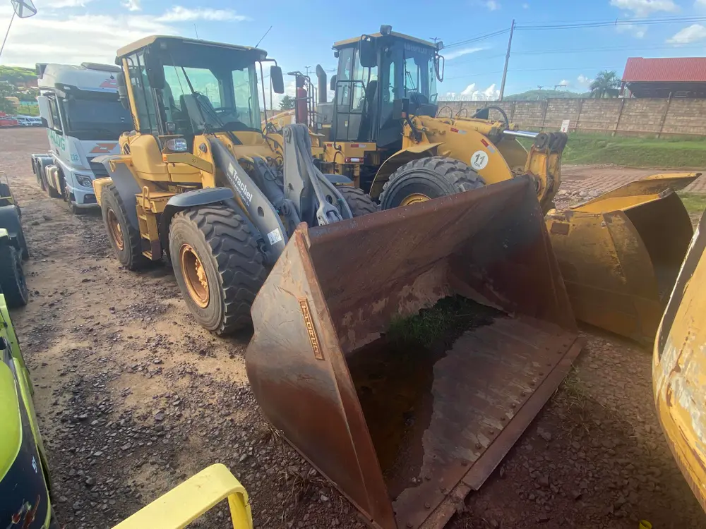 VOLVO L90F