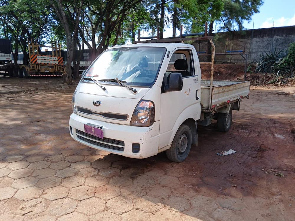 Kia Bongo K-2500 STD 4x2 RS (cab. simples)
