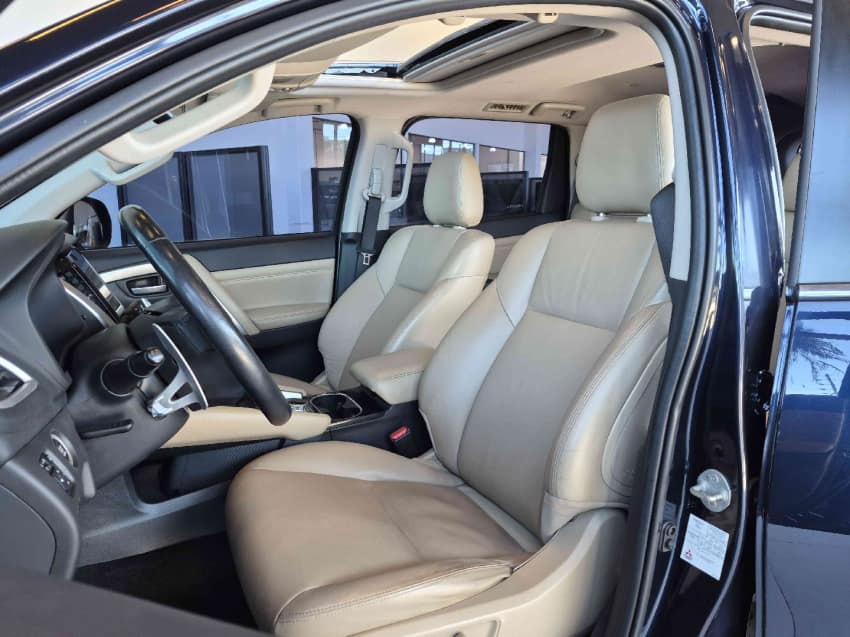 Mitsubishi PAJERO SPORT 2.4 16V MIVEC TURBO DIESEL HPE-S AWD AUTOMÁTICO 2021/2022