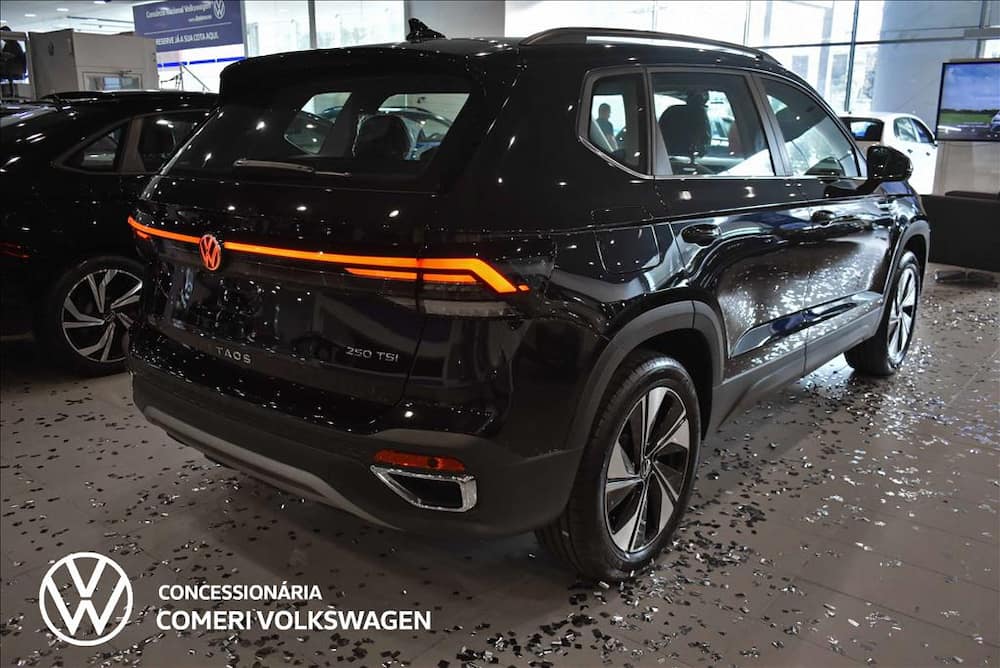 2026 VOLKSWAGEN TAOS 1.4 250 TSI TOTAL FLEX COMFORTLINE AUTOMÁTICO