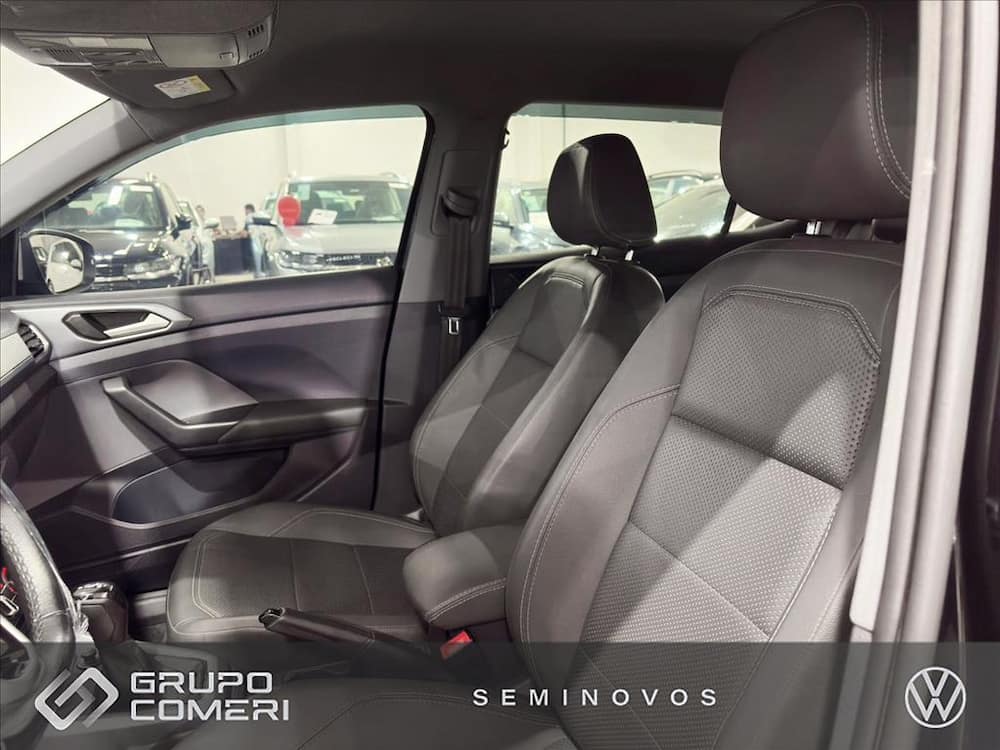 2024 VOLKSWAGEN T-CROSS 1.0 200 TSI TOTAL FLEX AUTOMÁTICO