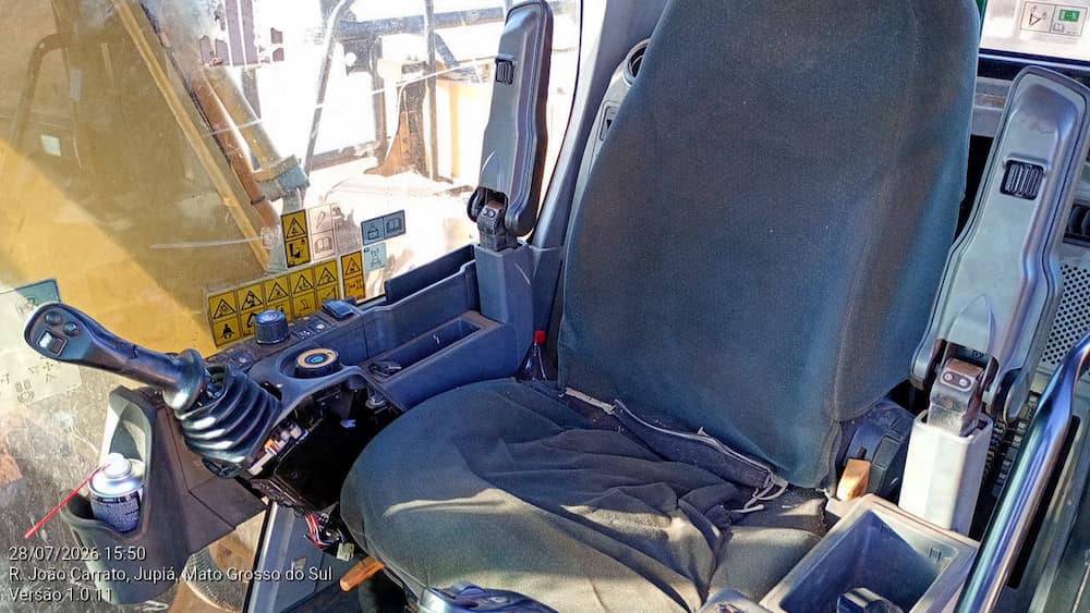 CATERPILLAR CAT 320