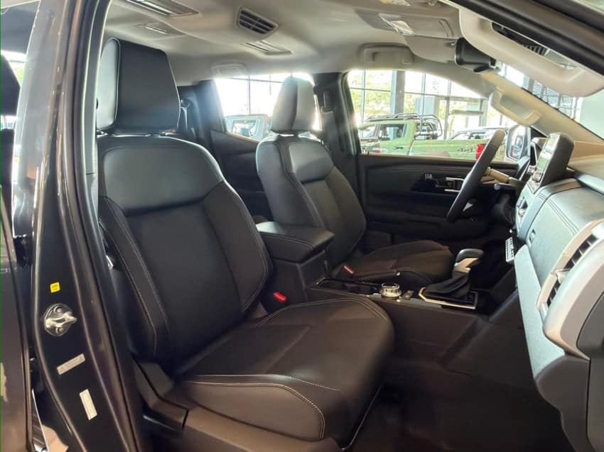 Mitsubishi TRITON 2.4 BITURBO DIESEL CD HPE-S 4X4 AUTOMÁTICO 2027/2027