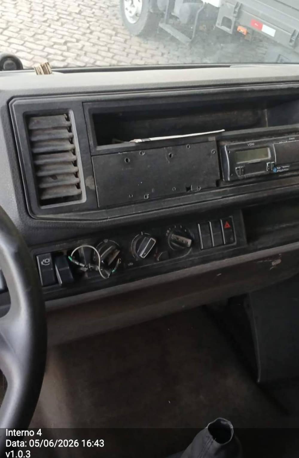 Volkswagen 11-180 Delivery 2p (diesel)(E5)