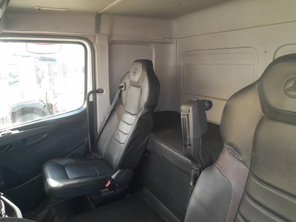 Mercedes-Benz Axor 3344 S (6X4)