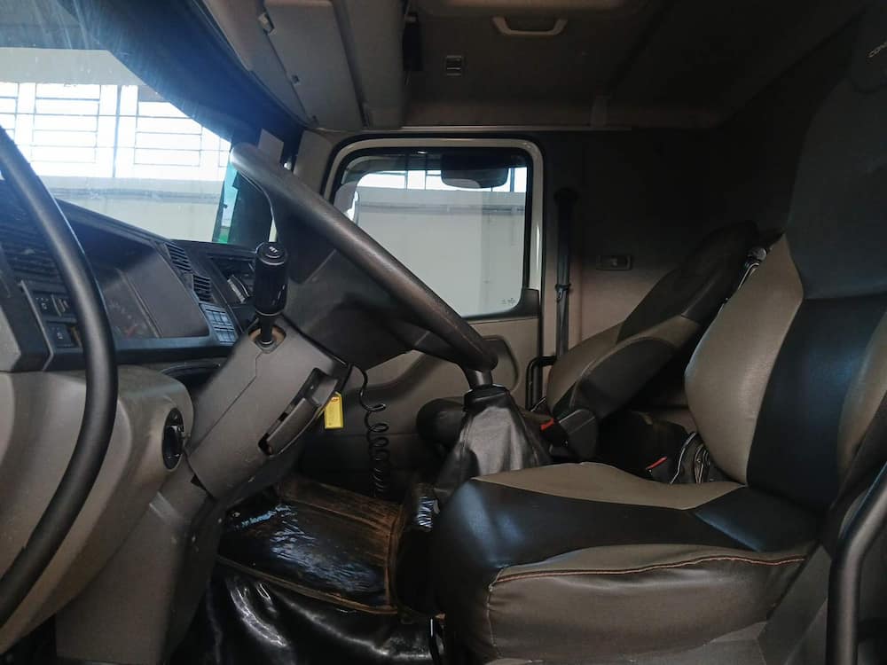 Volkswagen 33.460 Constellation 6x4 2p (diesel)(E5)