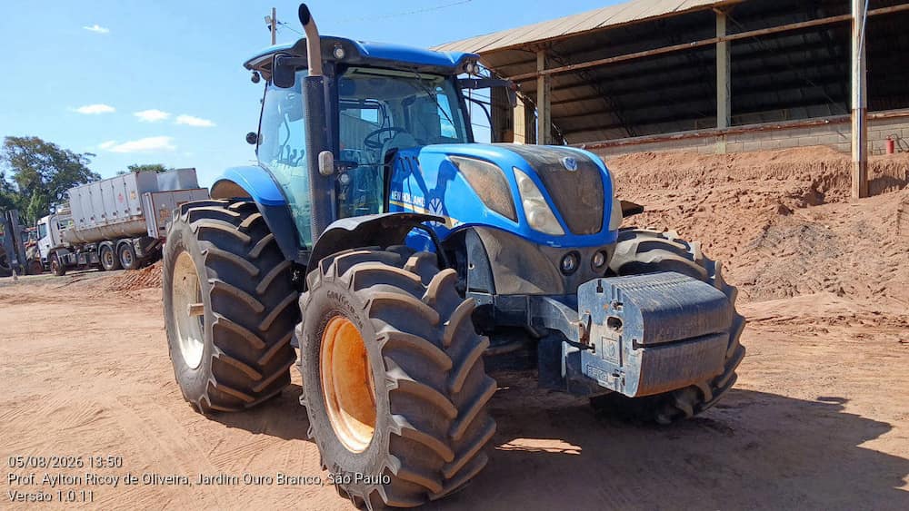 NEW HOLLAND T7 240
